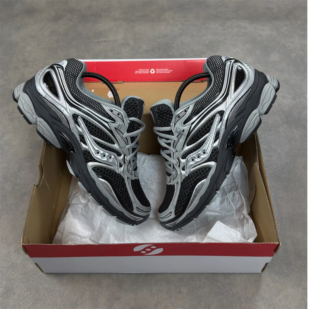 Saucony Progrid Omni 9 - Black Silver