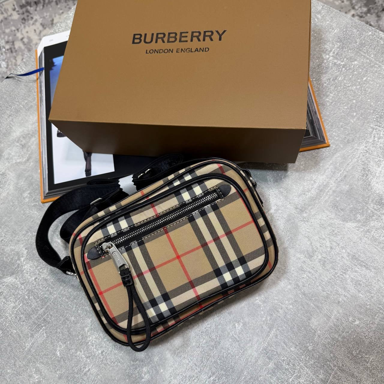 BB Messenger Bag – SelectedHQ