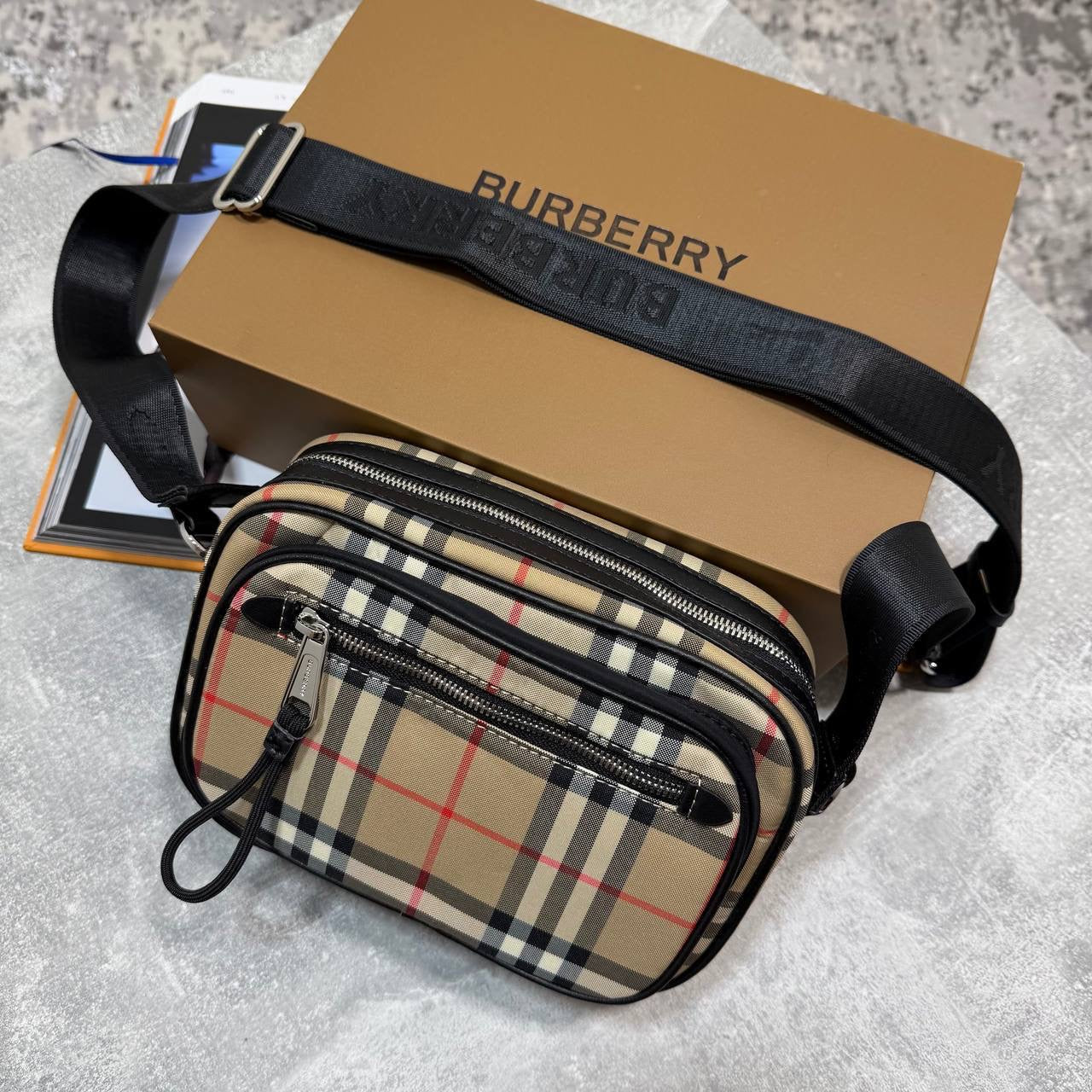 BB Messenger Bag