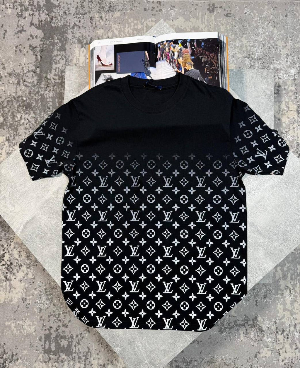 LVE Gradient Tshirt