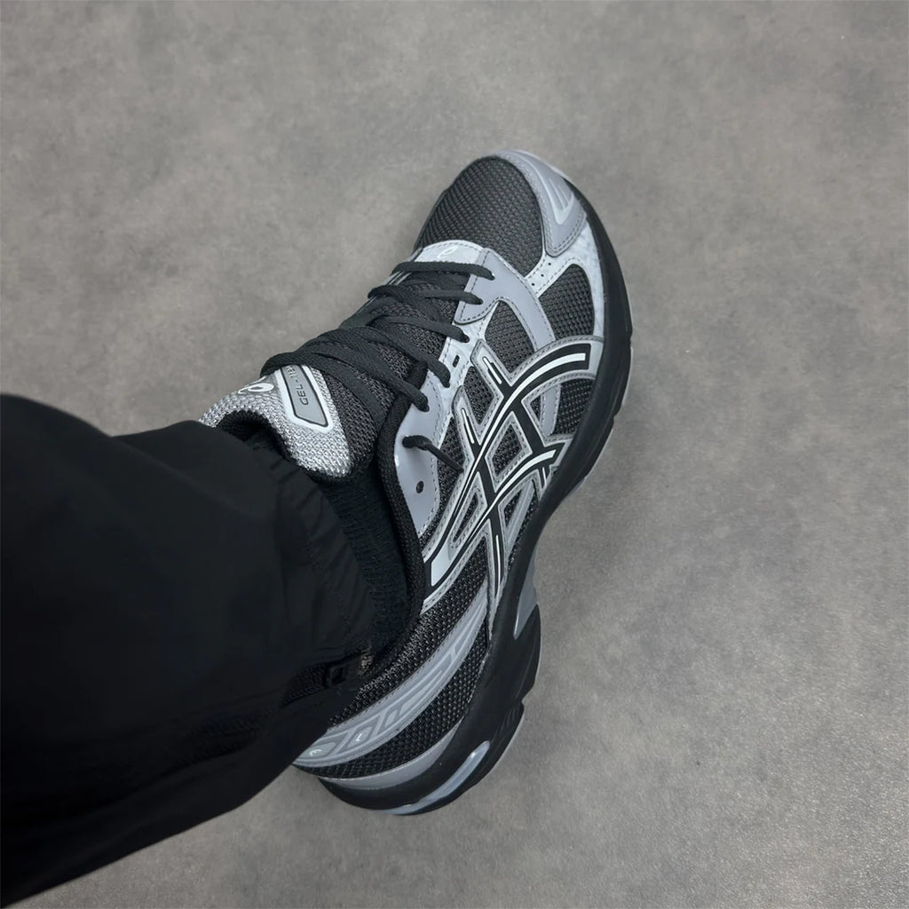 Gel 1130 - Graphite Grey Gravel