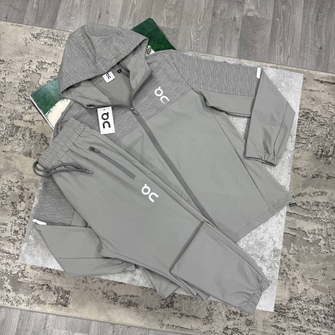 ON C Tracksuit