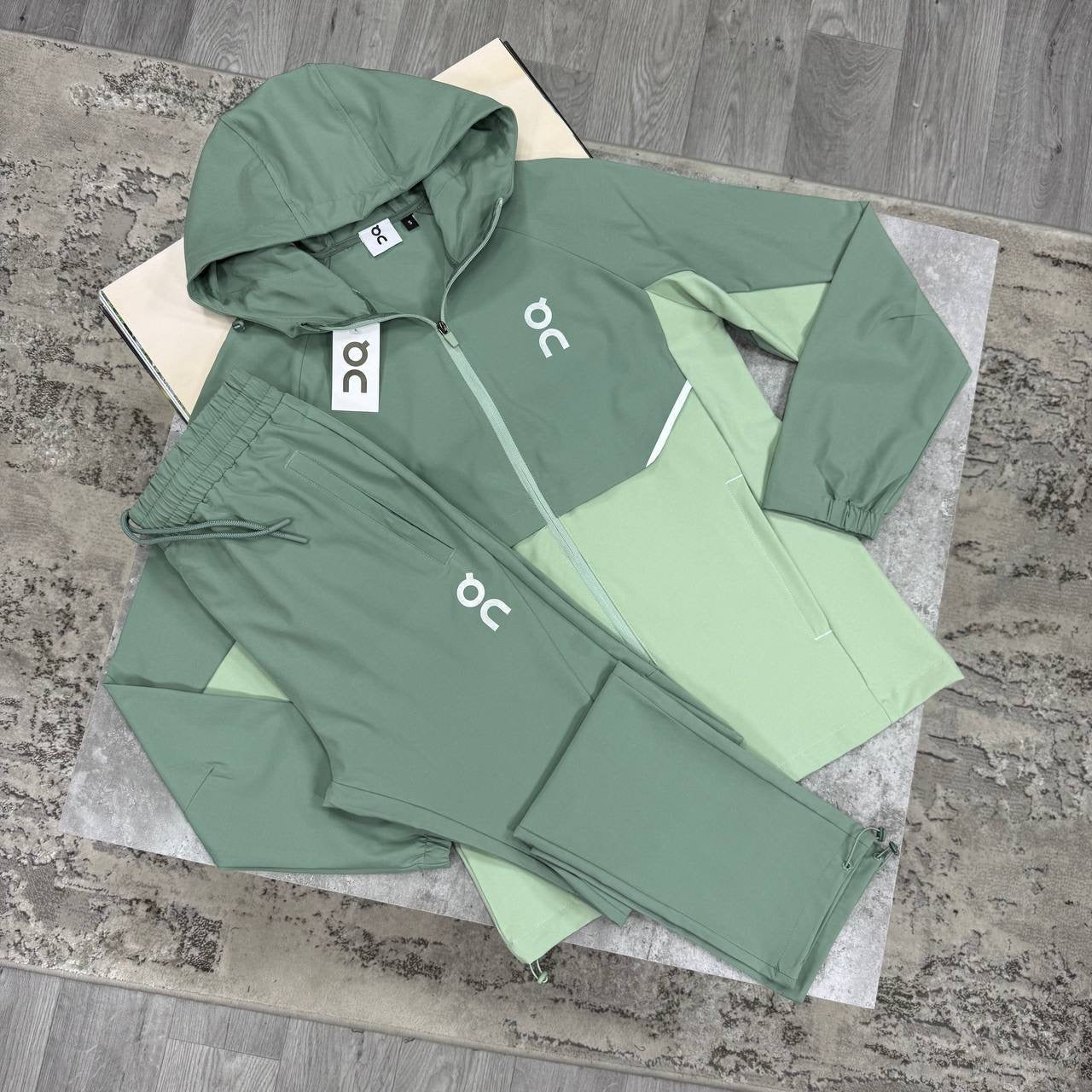 ON C Tracksuit