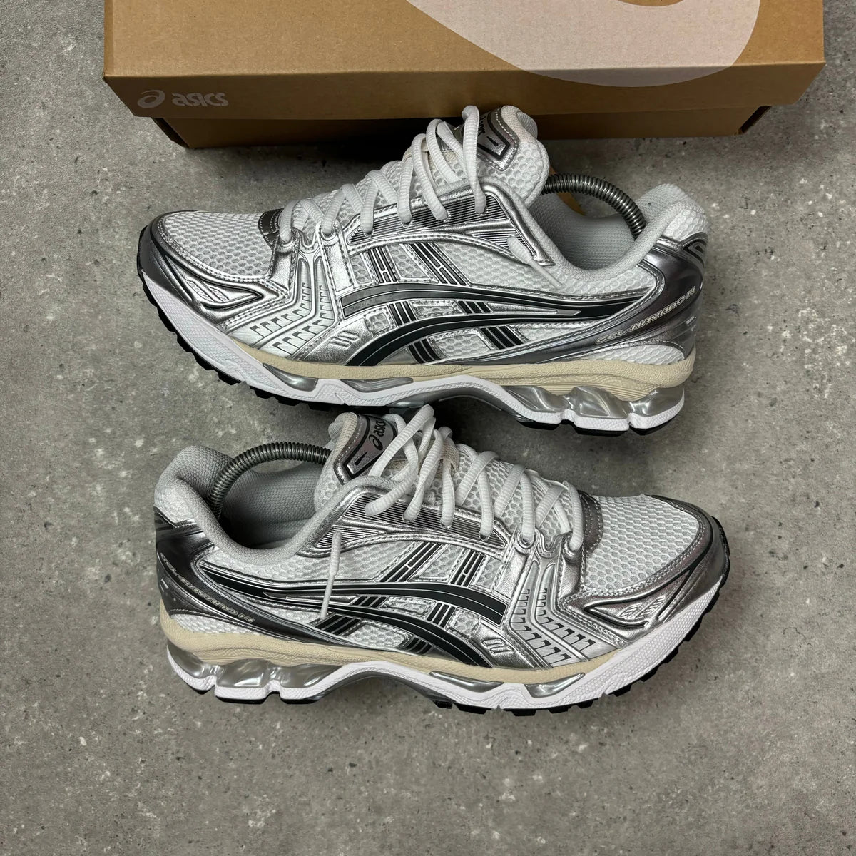 Gel Kayano 14 - Graphite Grey