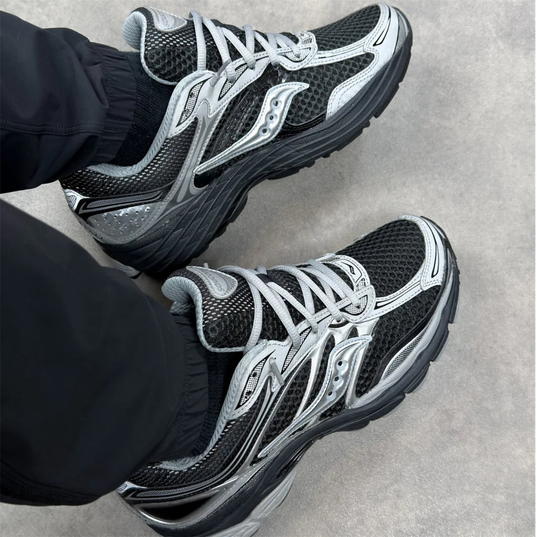 Saucony Progrid Omni 9 - Black Silver