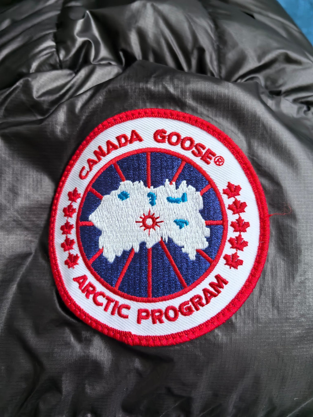 CG Puffer Red Badge