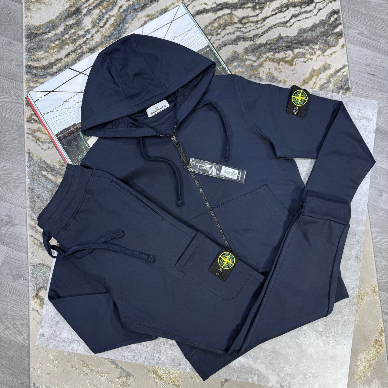 SI Tracksuit