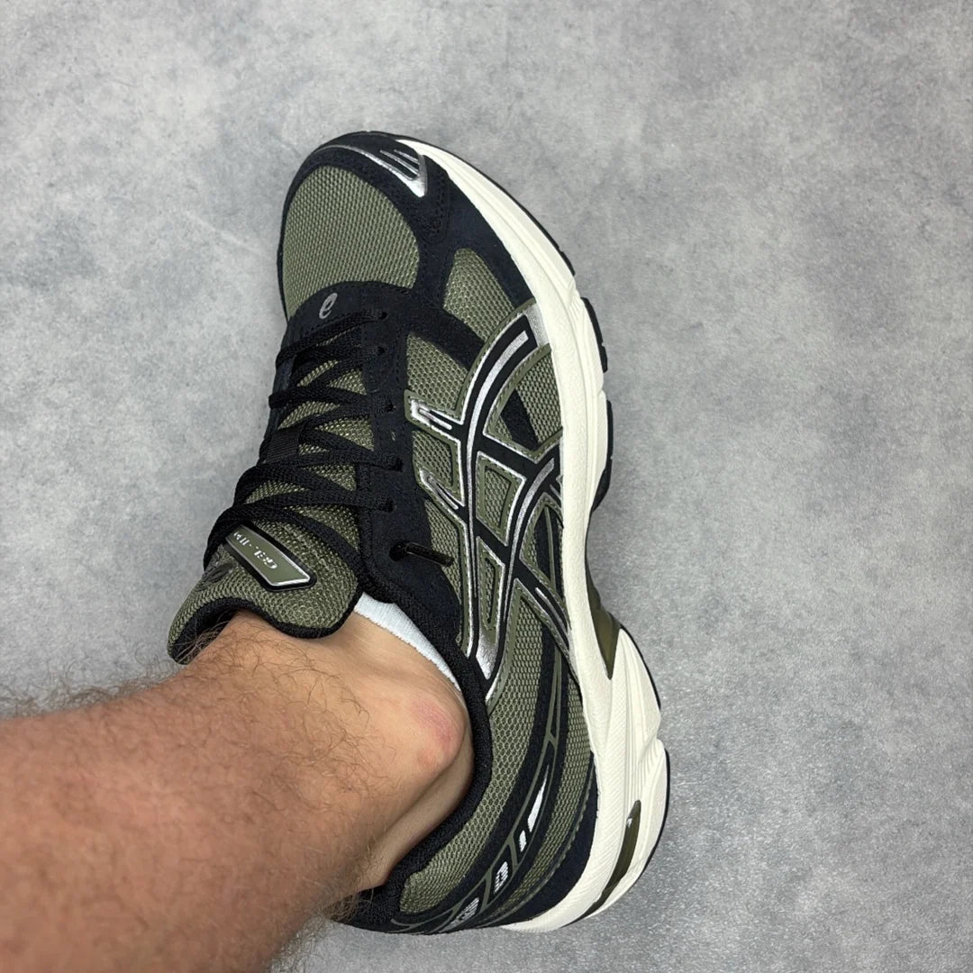 Gel 1130 - Irvine Black