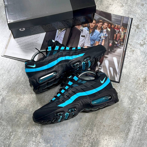 AM95 - Baltic Blue