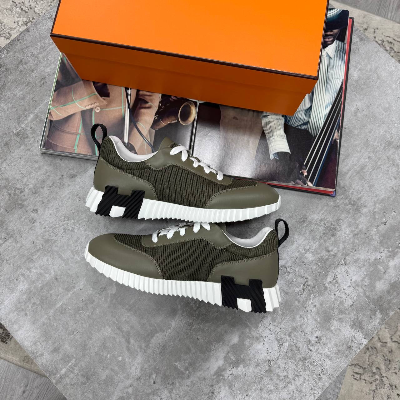 H Trainers -Khaki